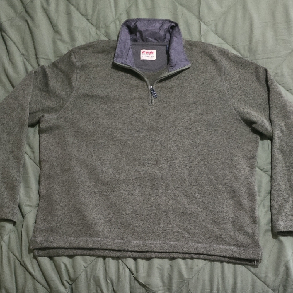 Wrangler Zip Up Sweater Green and Gray Casual Comfort